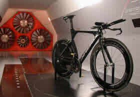 Bike in wind tunnel