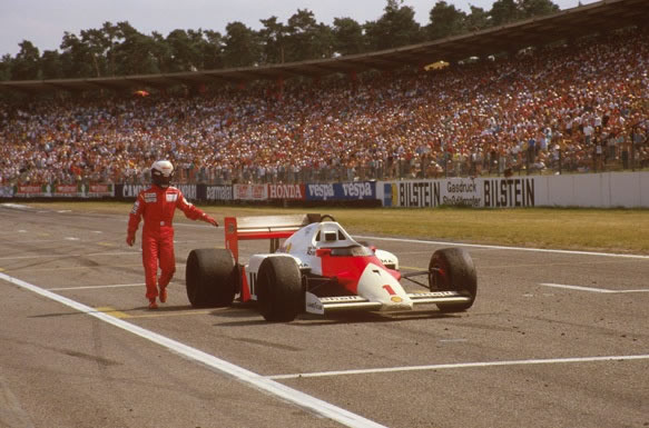 German GP 1986, Hockenheim, Alain Prost without fuel pushing the car home