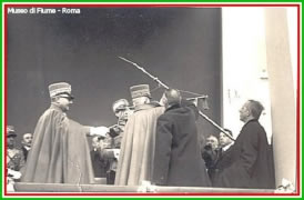 Duca d Aosta nagrađuje grad Rijeku zlatnom medaljom (04.11.1924)