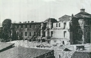 Rušenje stare zgrade Seminara, na mjestu kojeg je 1934. g. podignuta zgrada današnjeg Pedagoškog fakulteta