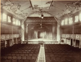 Teatro Fenice u Rijeci oko 1900. godine
